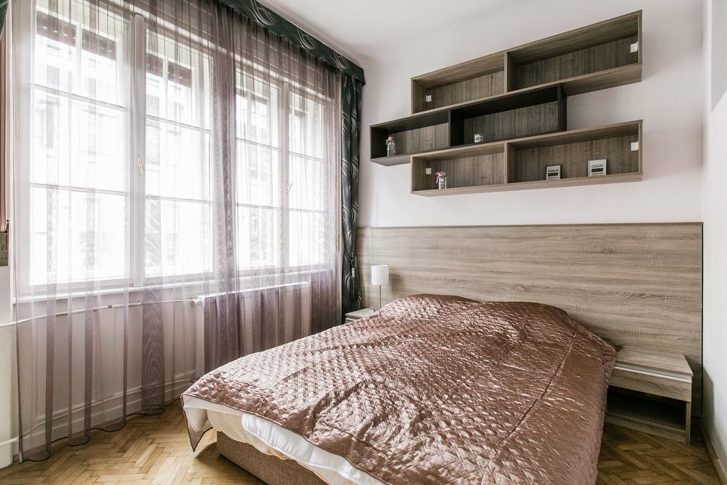 Apartment At Nagymezo Budapest Exterior foto